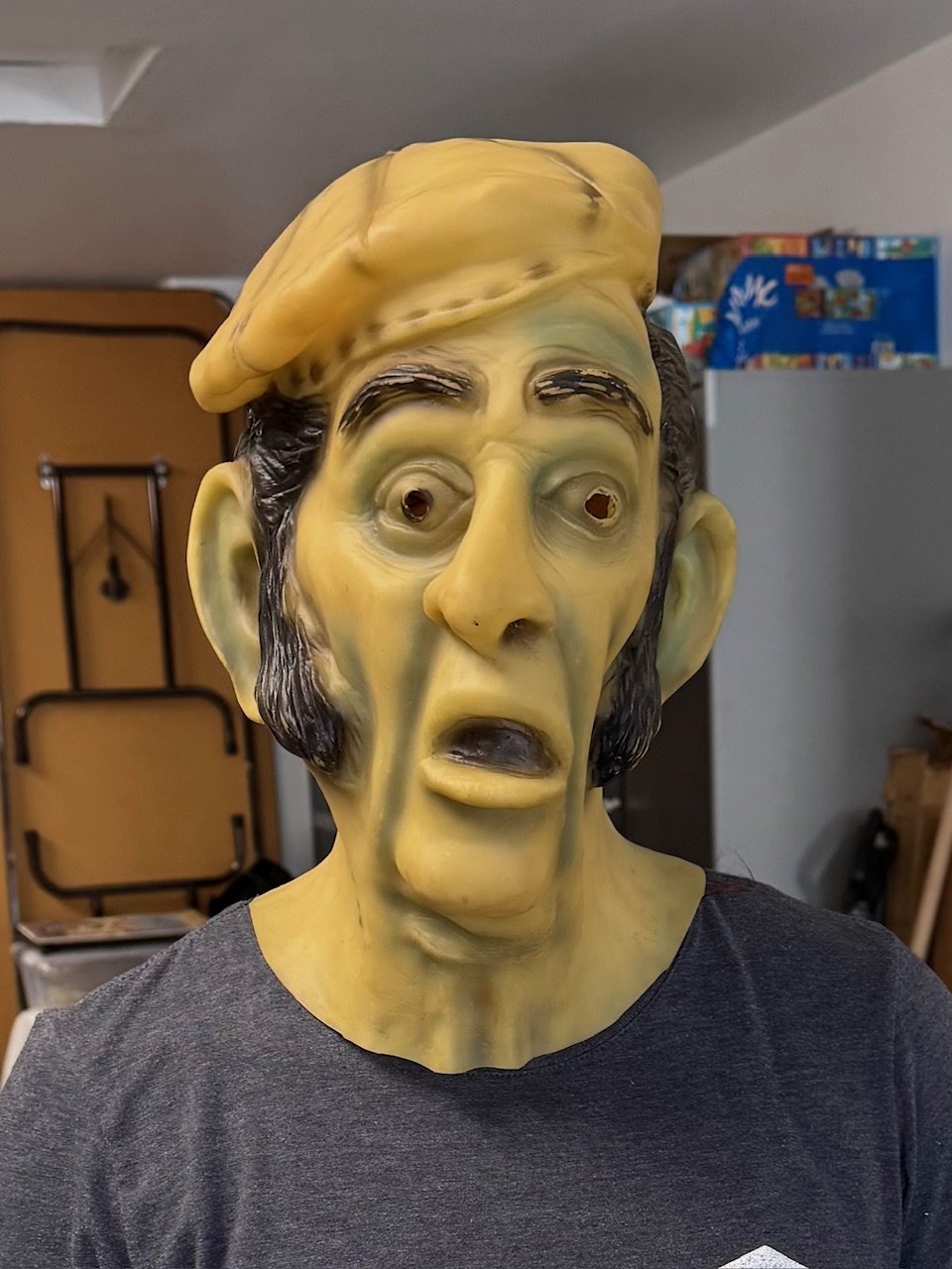 Disney Mask – Haunted Mansion Ghost – Glow in the Dark – 2