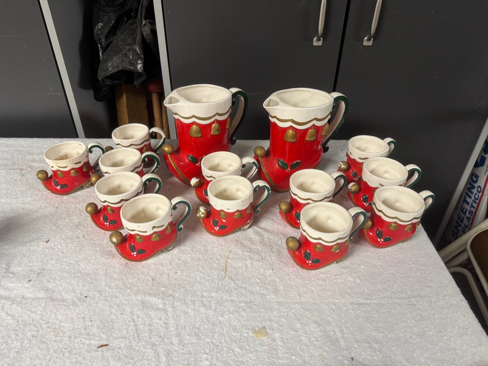 Vintage Christmas Egg Nog/Cider Set