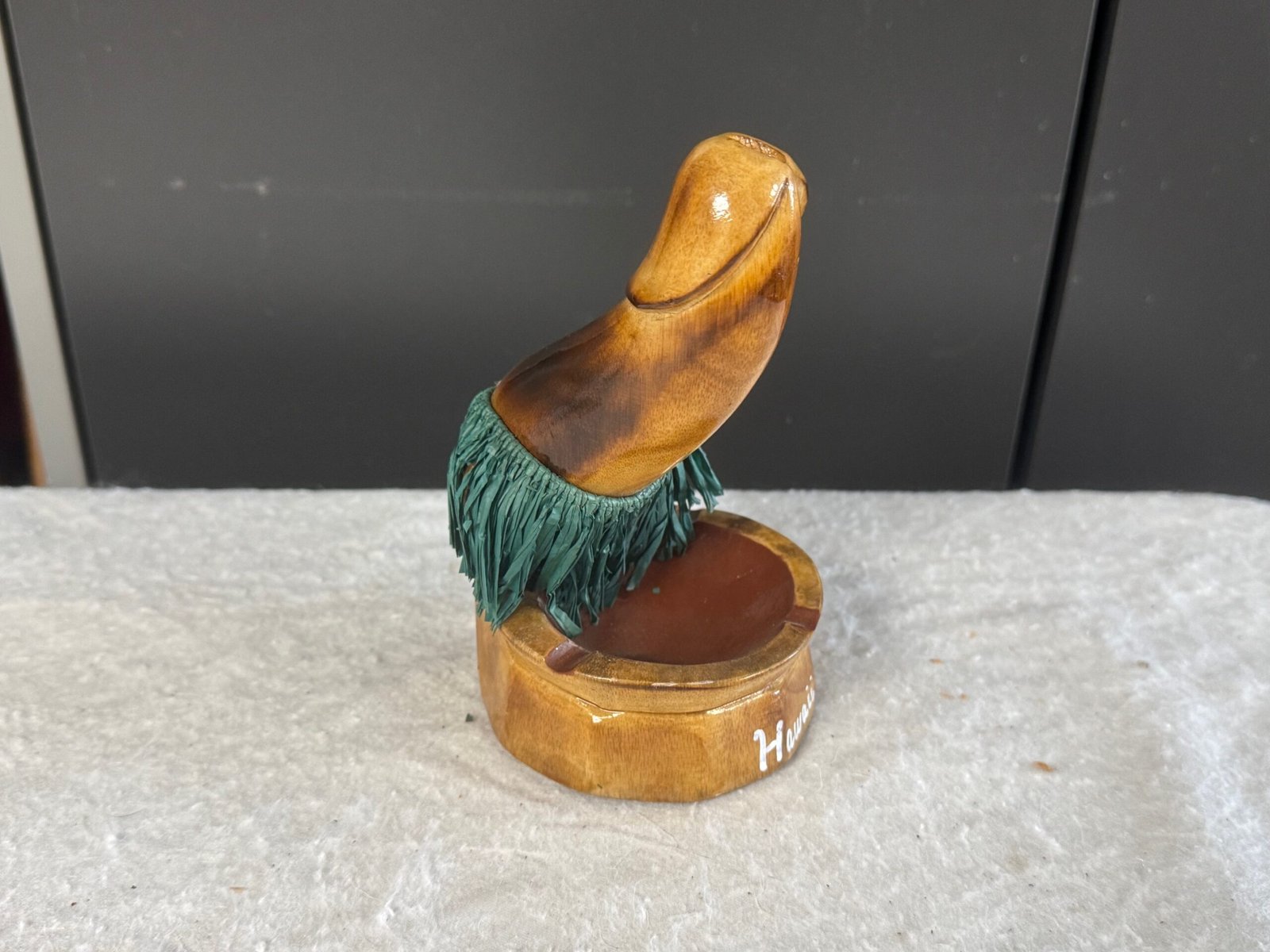 Obligatory Penis Decor – Wood Hula Hawaii Ash Tray Dick