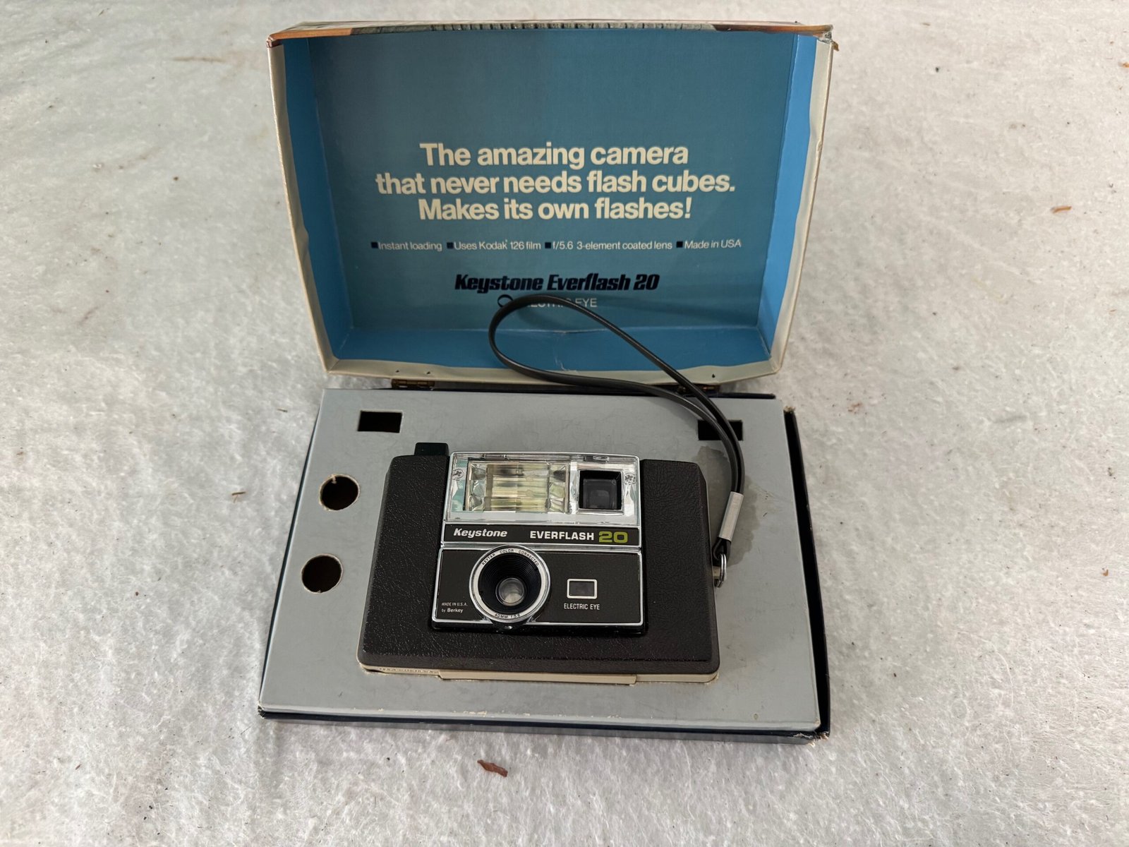 Vintage Keystone Everflash Camera